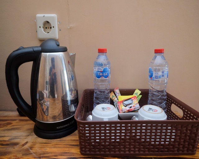 Amenities 8