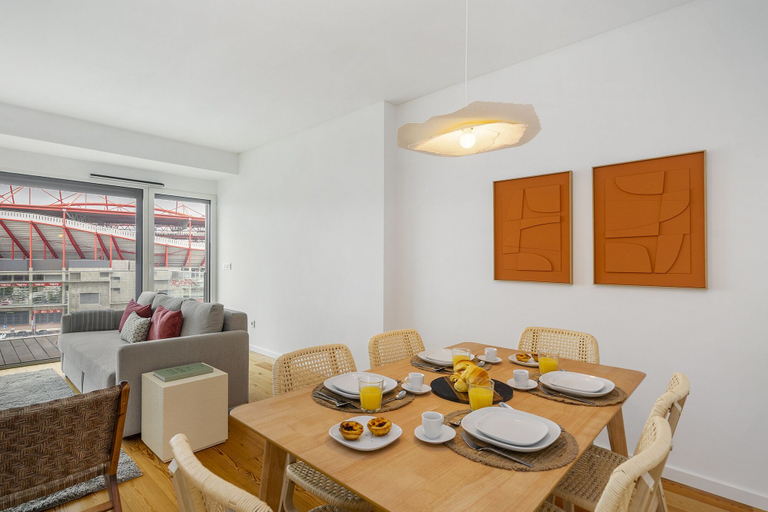 Others 5, Urban Retreat W/Parking, Elevator & Ac By Benfica Stadium, Lisbon