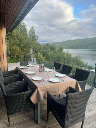 Food & Drinks 5, Riverside Cottage, Skorradalshreppur
