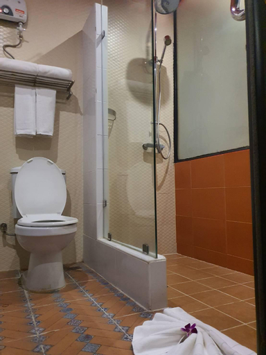 Bathroom 6