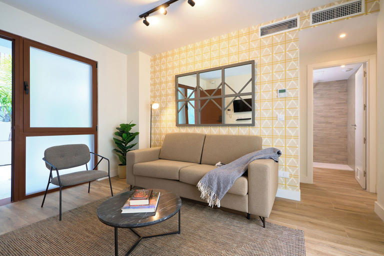 Others 5, Casa Pizarro, by Homing U, Sevilla