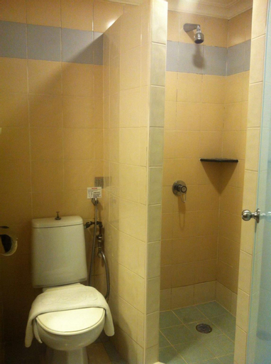 Bathroom 5