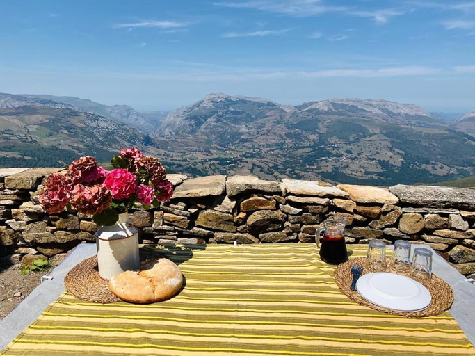 2, Tinones cabana pasiega, Cantabria