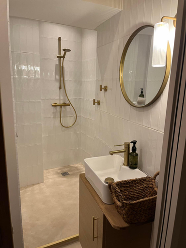 Bathroom 2, Maison Baudry Bethune - Bedroom, Pas-de-Calais