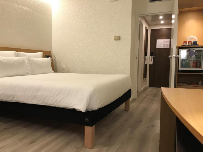 Bedroom 19