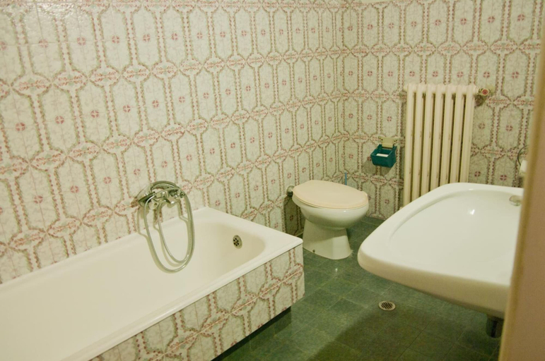Bathroom 5, Cittadella Ospitalità, Perugia