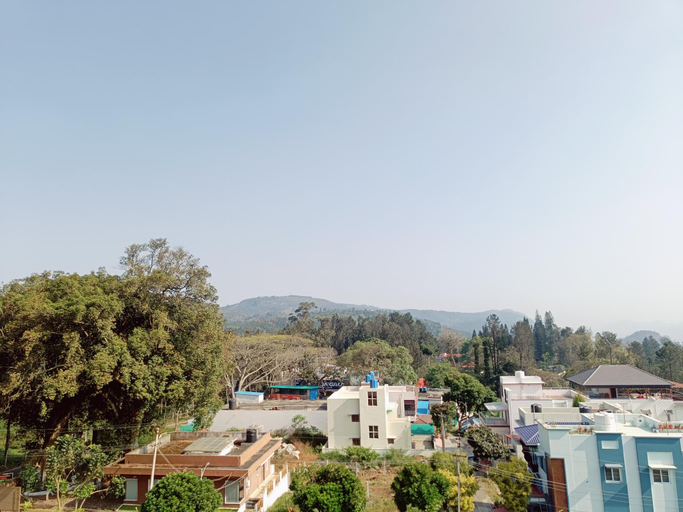 Others 5, Skylight Residency Yercaud, Salem