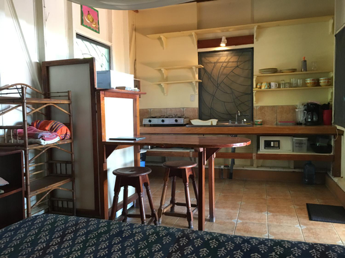 Others 2, Cabinas Los Cocos, Golfito