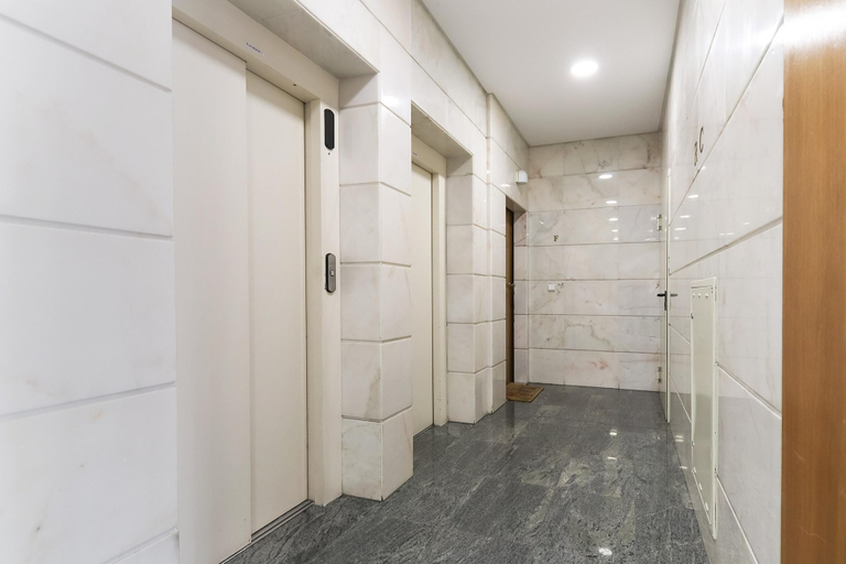 Room 5, Telheiras Premium by Homing, Lisbon