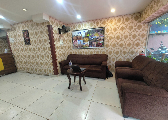 Others 5, Hotel Gargi Deluxe, Pune
