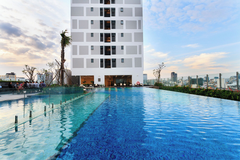 Sport & Beauty 3, Sun Gleam Apartment -River Gate, District 4
