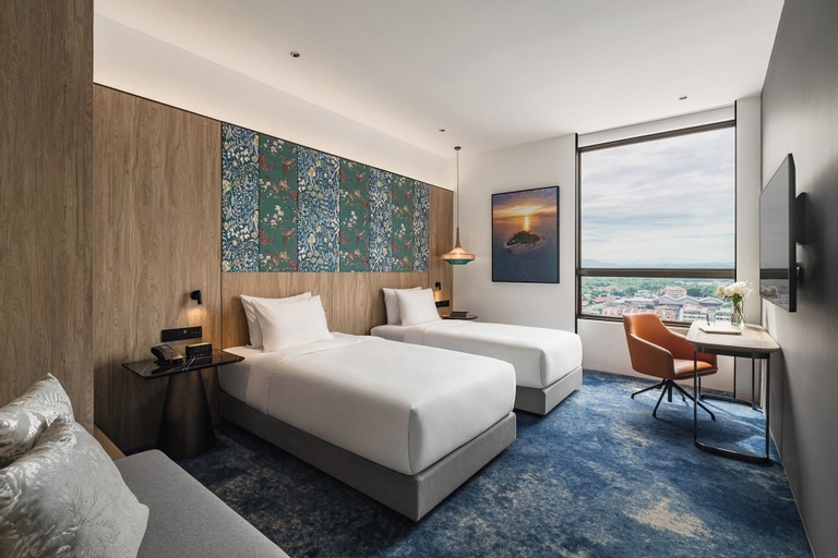 Bedroom 12