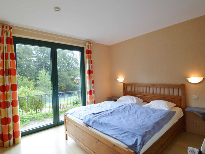 Bedroom 3, Scenic Villa near Lake View, Liège