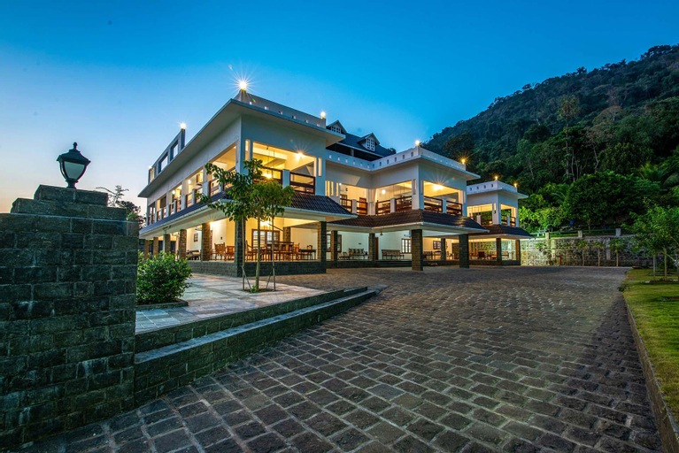 StayVista at Springhills Villa & Ayurvedic Spa, Thrissur
