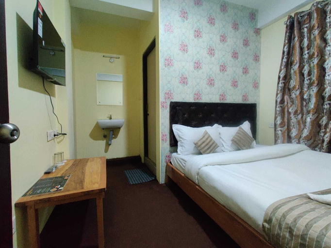 Bedroom 2, Hotel Route 55, Darjiling