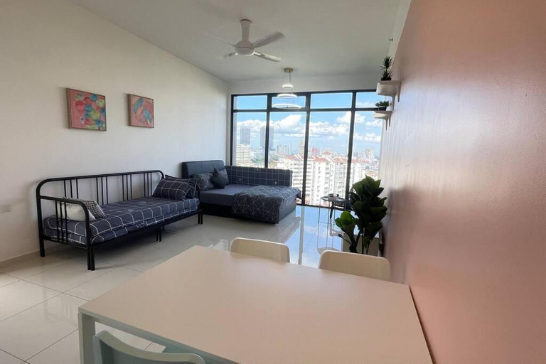 Others 4, Beacon Suites with Infinity Pool at Georgetown by WL, Penang Island