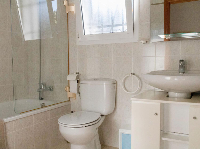 Bathroom 3, Serene Retreat in El Rafol, Alicante