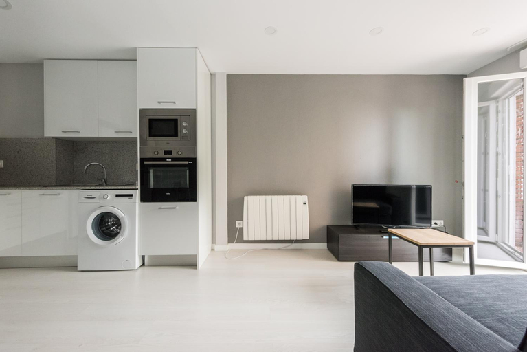 Others 3, Apartment IFEMA-Airport, Madrid