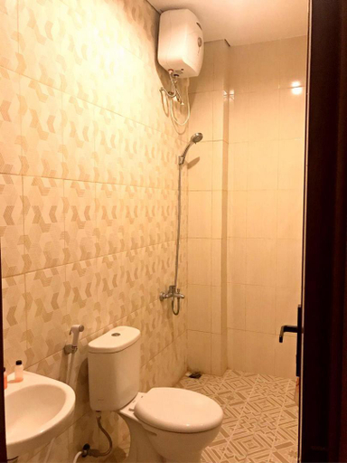 Bathroom 8