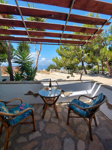Others 3, Beautiful house located on a hill, with a spectacular sea view, North Aegean