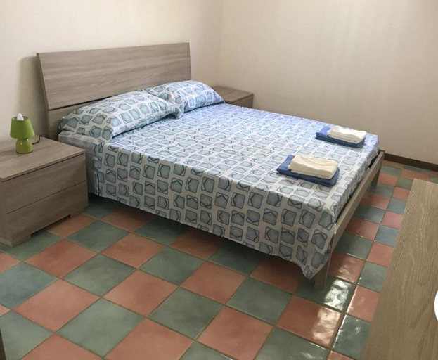 Bedroom 3, Tempu Di Mari, Messina