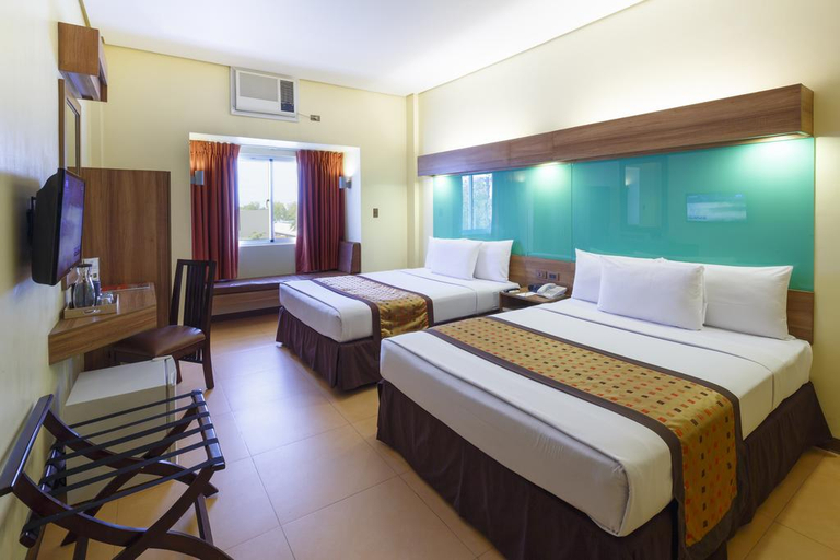 Bedroom 2, Microtel by Wyndham General Santos, General Santos City