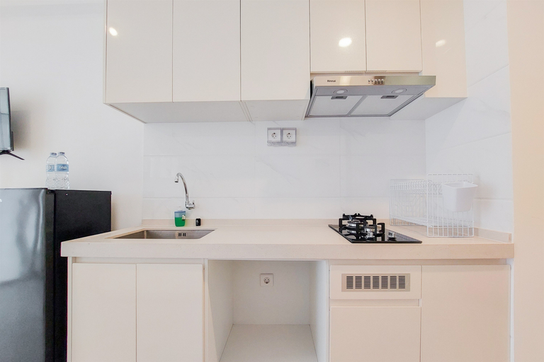 Others 3, Good Deal and Comfortable Studio at Sky House BSD Apartment By Travelio, Tangerang Selatan
