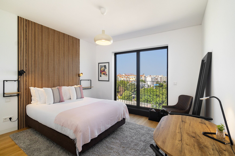 Bedroom 2, History and Comfort Luxurious Living in Benfica, Lisbon