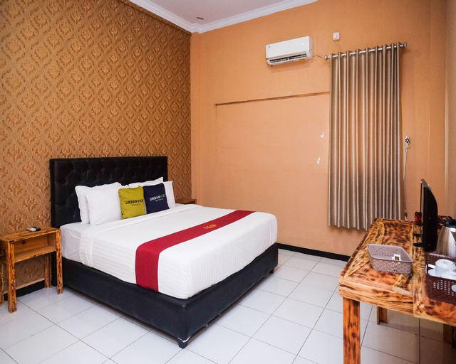 Bedroom 14