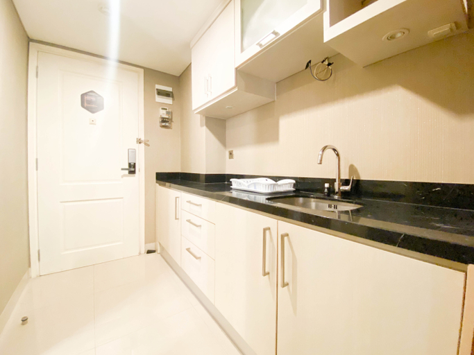Others 3, Comfy and Minimalist Studio at Marquis de Lafayette Apartment By Travelio, Semarang