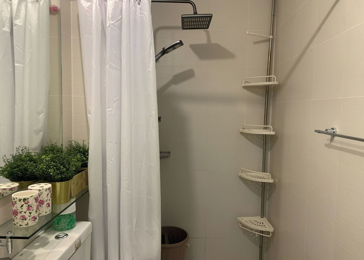 Bathroom 4, Budget Suite Paranaque, Parañaque