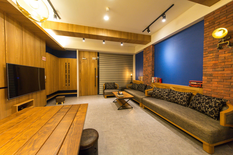Others 5, Shisan Hostel, Tainan