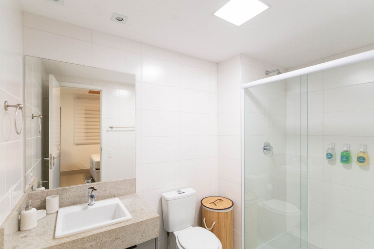 Bathroom, Haus Mitre, São Paulo