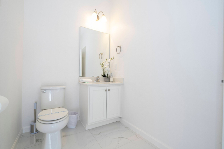 Room 2, Stunning 15 Suites Close to Disney, Osceola