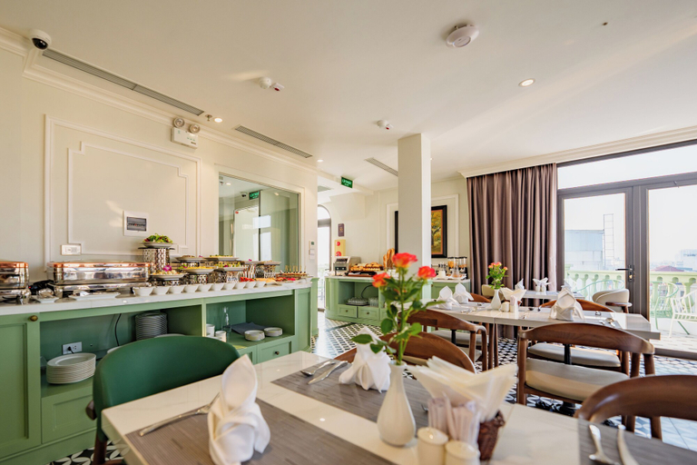 Food & Drinks 2, Lestar Hotel Hanoi, Ba Đình