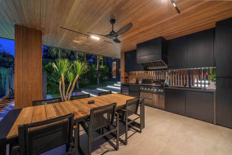 Food & Drinks, Beyond The Palms, Badung
