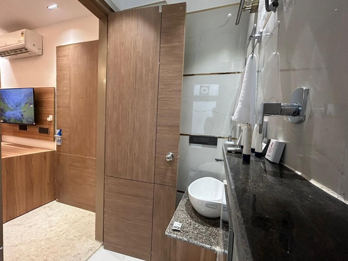 Bathroom 3, Blue Moon Residency Sector 53 Gurgaon, Gurgaon