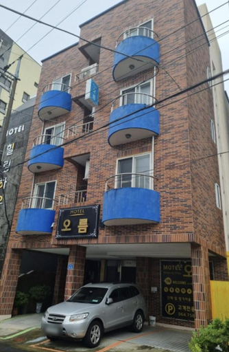 Others 5, Oreum Motel, Jeju