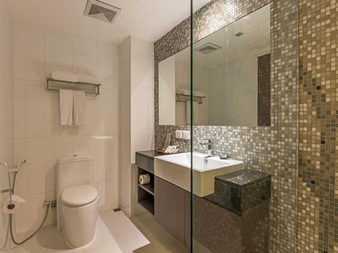 Bathroom 24