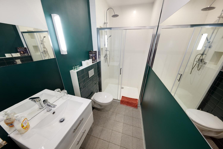 Bathroom 2, Dodo Acomodo 5, Katowice City