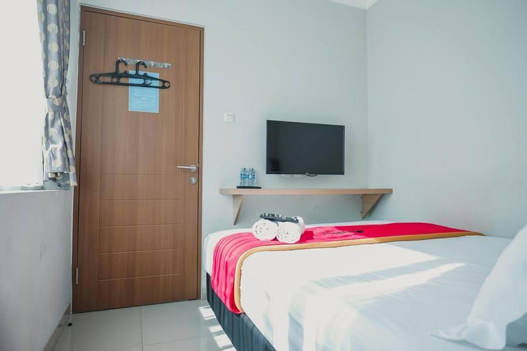 Bedroom 8