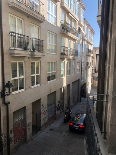 Others 4, A esmorga, Ourense