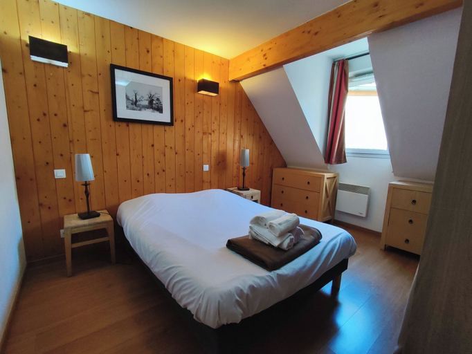 Bedroom 4, Domaine Val de Roland, Hautes-Pyrénées