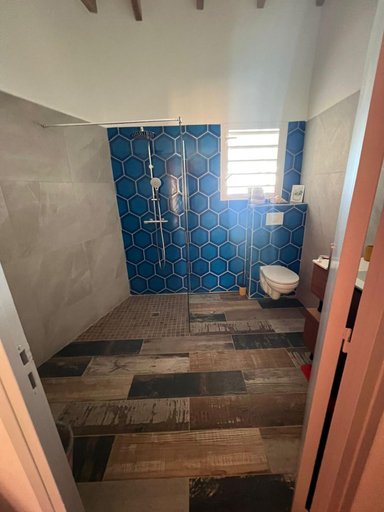 Shower 2, Bekeke, Capesterre-de-Marie-Galante