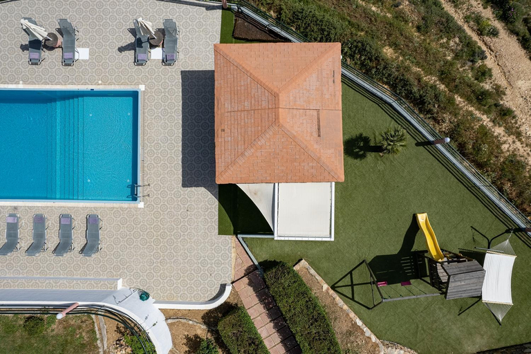 Sport & Beauty 2, Superb villa,with amazing seaviews & huge pool!, Crete