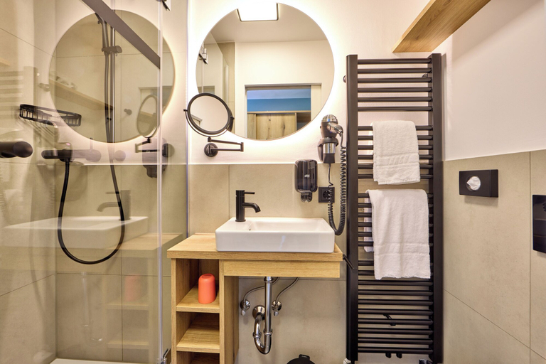 Bathroom 4, Aura Hotel Saulgrub, Garmisch-Partenkirchen