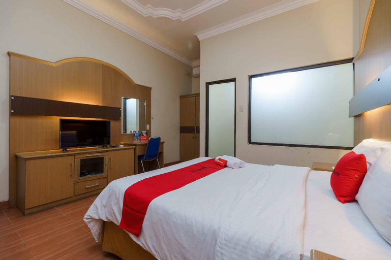 Bedroom 12