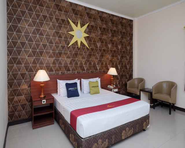 Bedroom 13