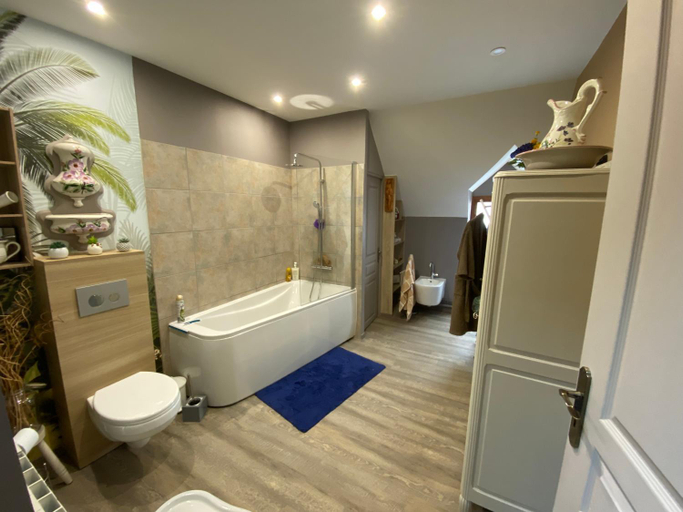 Bathroom 5, La Patriaie. chez Jacky et Maryse., Indre-et-Loire
