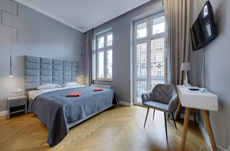 Others 5, Dodo Acomodo 5, Katowice City